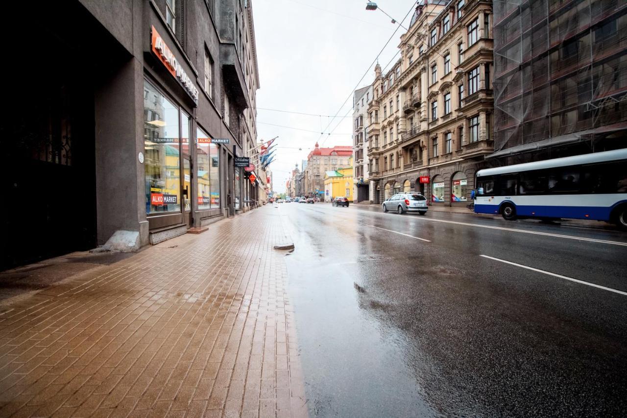 Brivibas House Design Apartments In City Center Riga Esterno foto