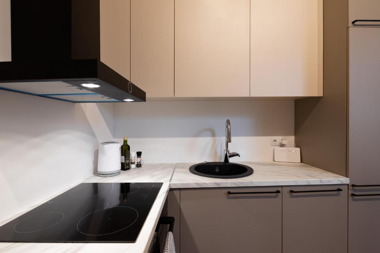 Brivibas House Design Apartments In City Center Riga Esterno foto