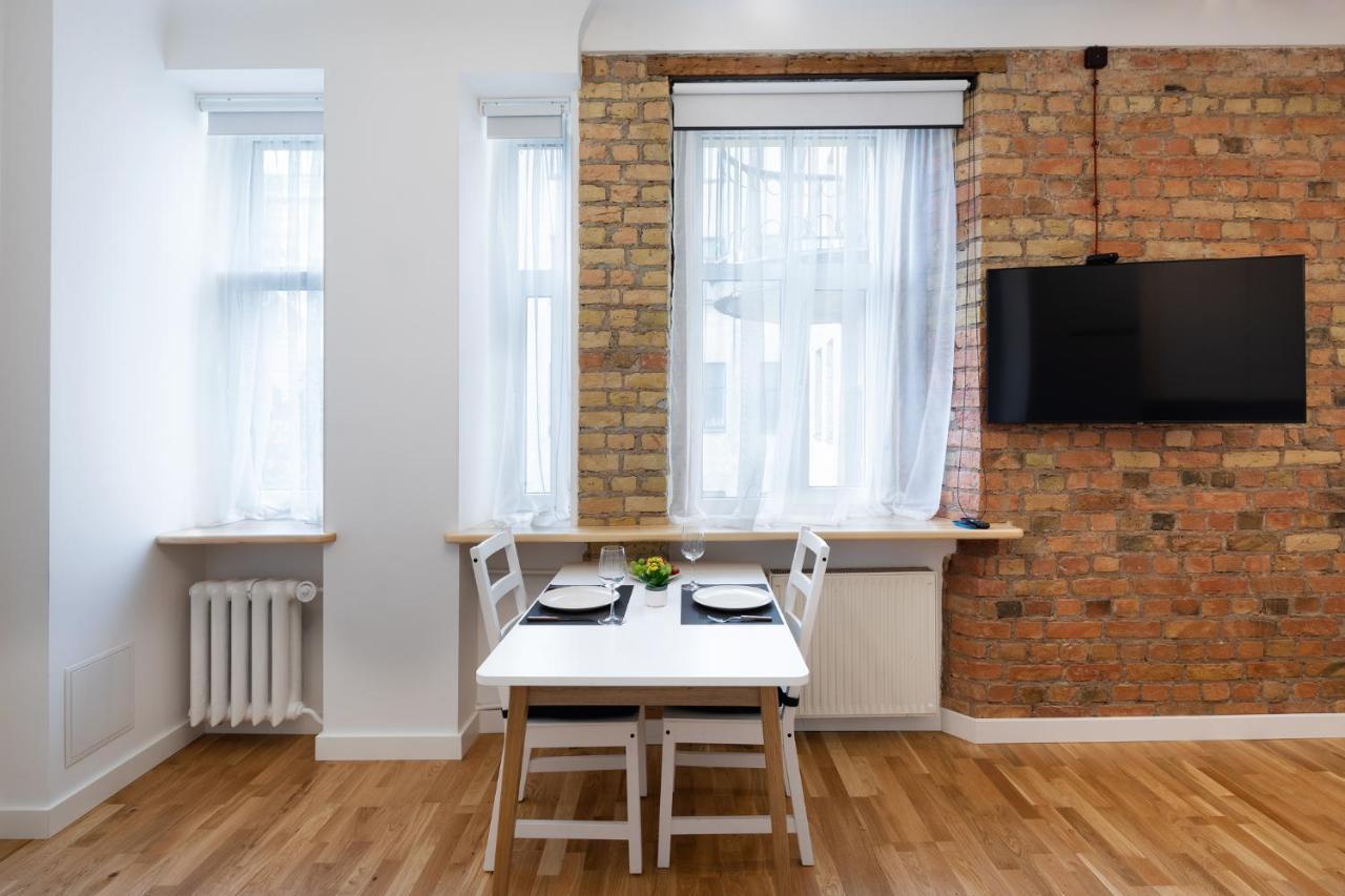 Brivibas House Design Apartments In City Center Riga Esterno foto